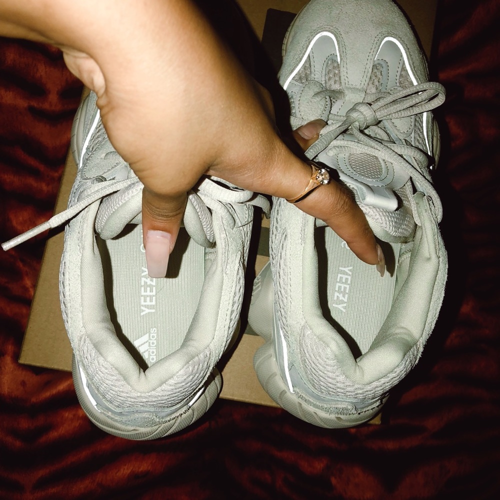 Yeezy 500 ‘Blush’ - Picture 7 of 8